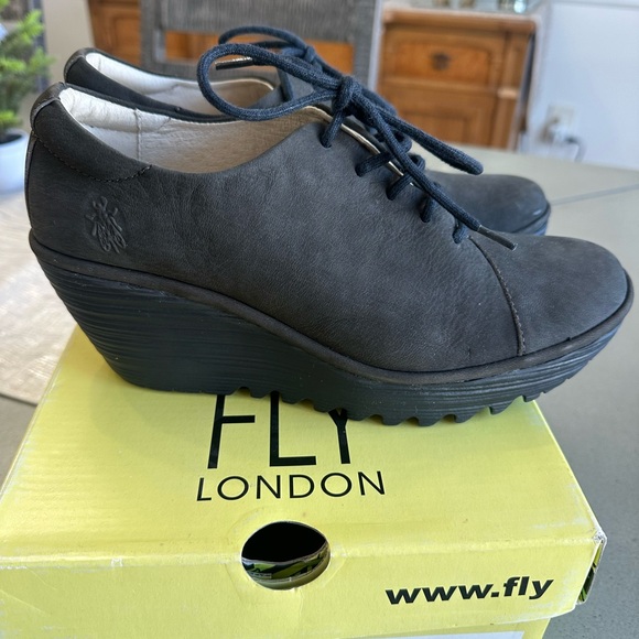 Fly London Shoes - FLY LONDON YUMI683FLY CUPIDO NICOTINE grey/black/brown Shoes size 39 size 8